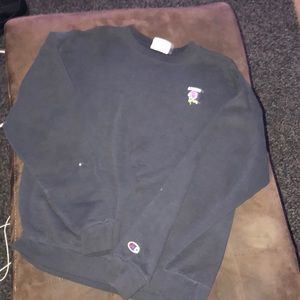 Champion pullover sweater